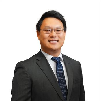 Headshot of Jason Guo
