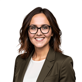 Headshot of Layla Daniels