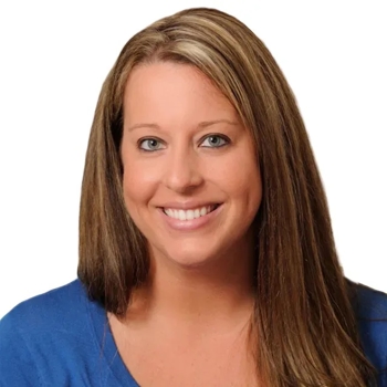 Headshot of Laura Stewart