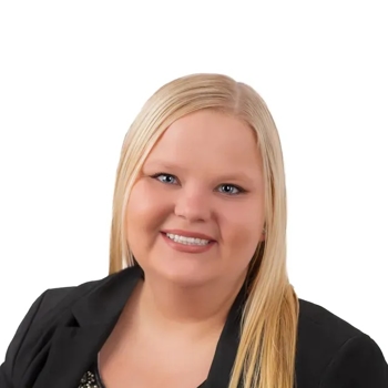 Headshot of Melanie Hopf